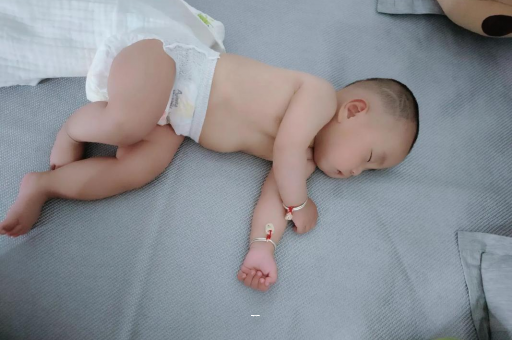 莒县宝宝突然很多眼屎